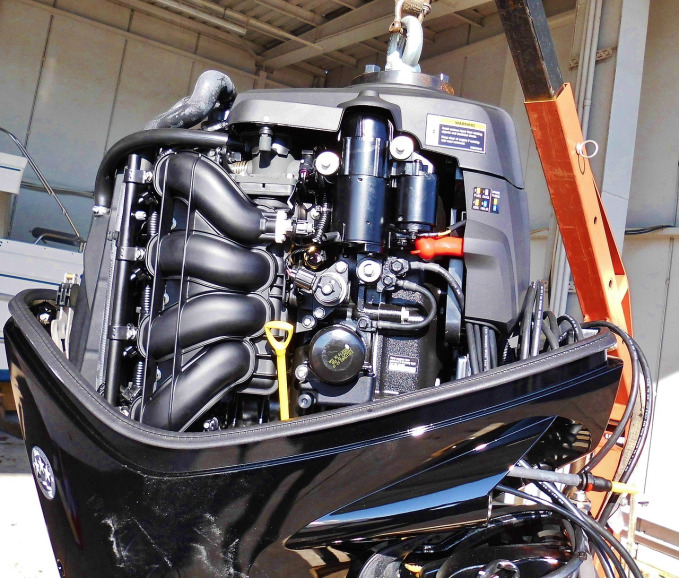 outboard engine service boat repair