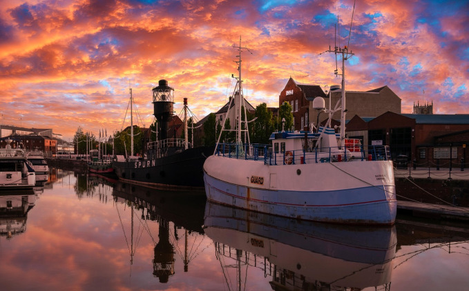fiberglass hull repair