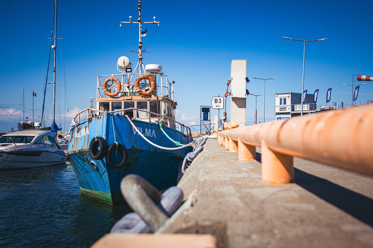 marina boats harbor service